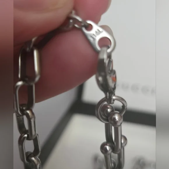 Gucci Silver Irredescent Pendant on Unbranded  Chain Necklace - Picture 3 of 4